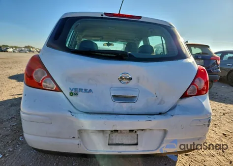 2010 Nissan Versa S z USA, uszkodzony, nr VIN 3N1BC1CP7AL381092